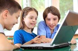 How Modern Technology Simplifies Education How Modern Technology Simplifies Education